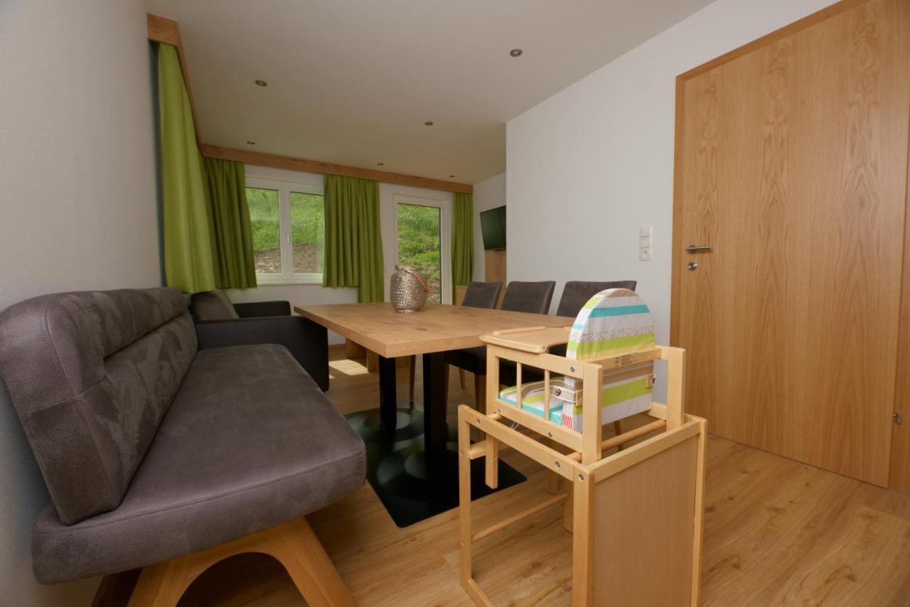 Mounira Ladis Apartment Bagian luar foto